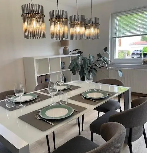 Apartment Lage In - Renoviertes, Ruhiges Niederdorla