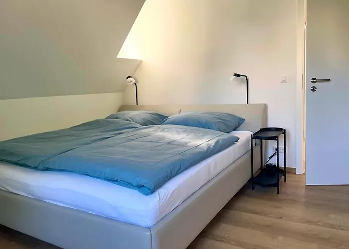 Lage In - Renoviertes, Ruhiges Apartment *
