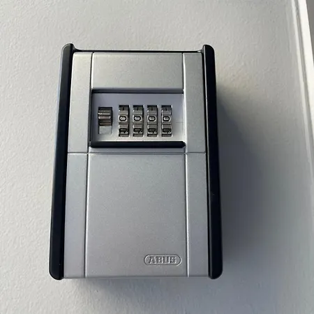 Appartement Ruhiges Gaestehaus - 120qm - Garten - 1a Lage *